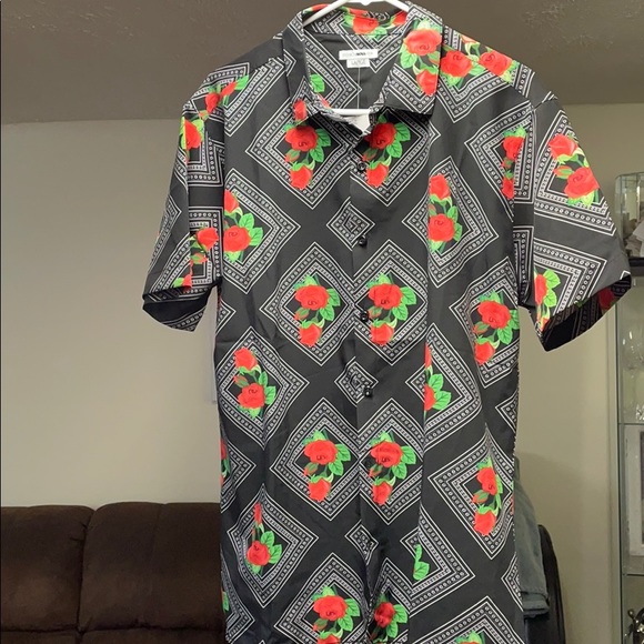 Fashion Nova Men’s Short Sleeve Button Down - Picture 1 of 6